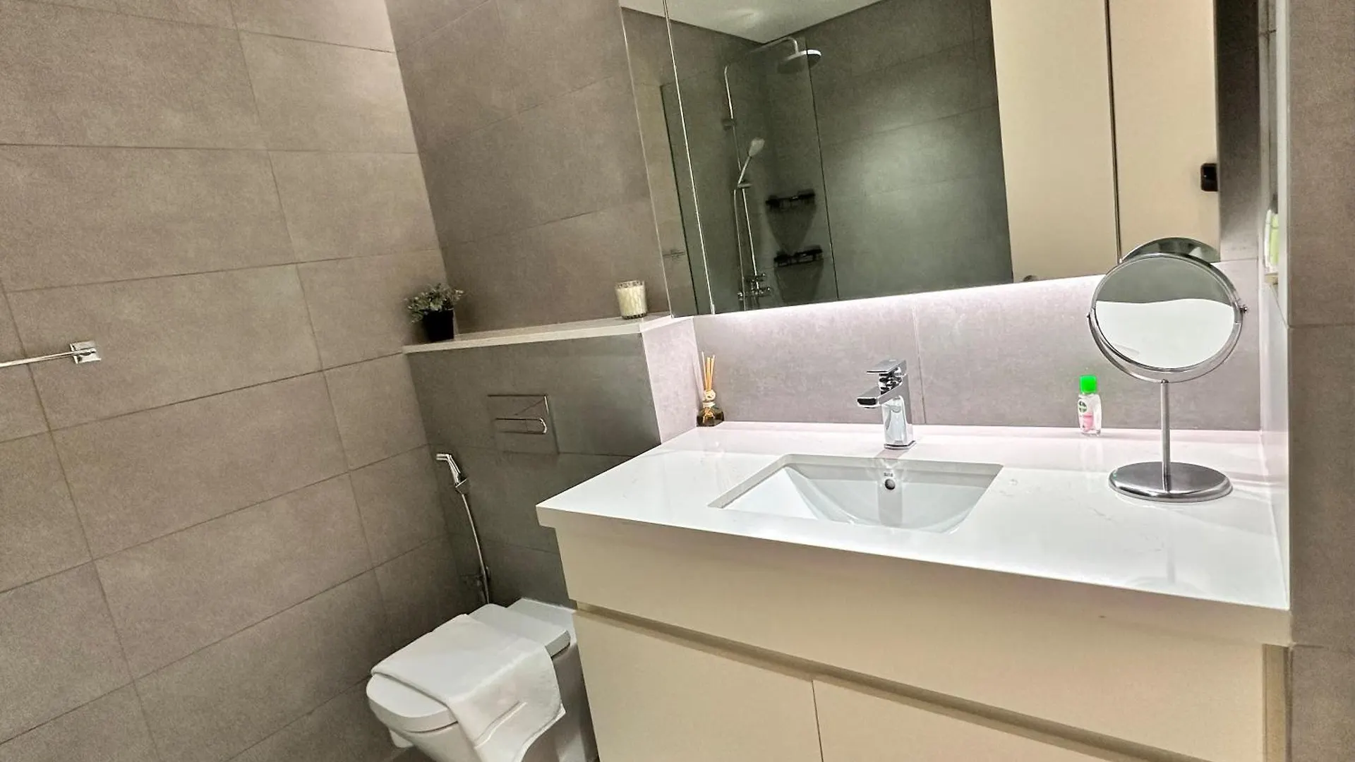 Vserve Modern Oasis Canal & Burj Views Dubai Apartment