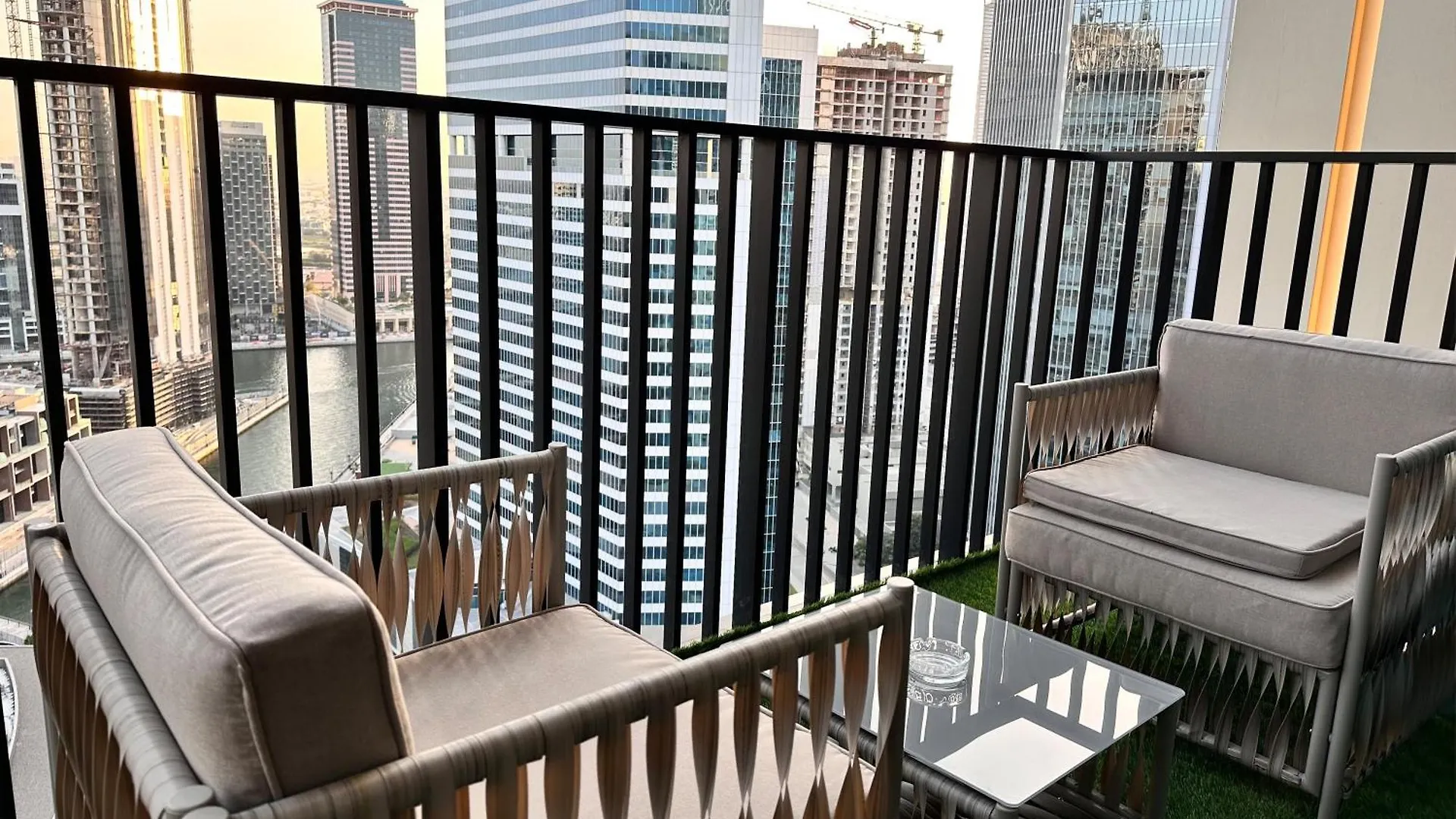 Vserve Modern Oasis Canal & Burj Views Dubai