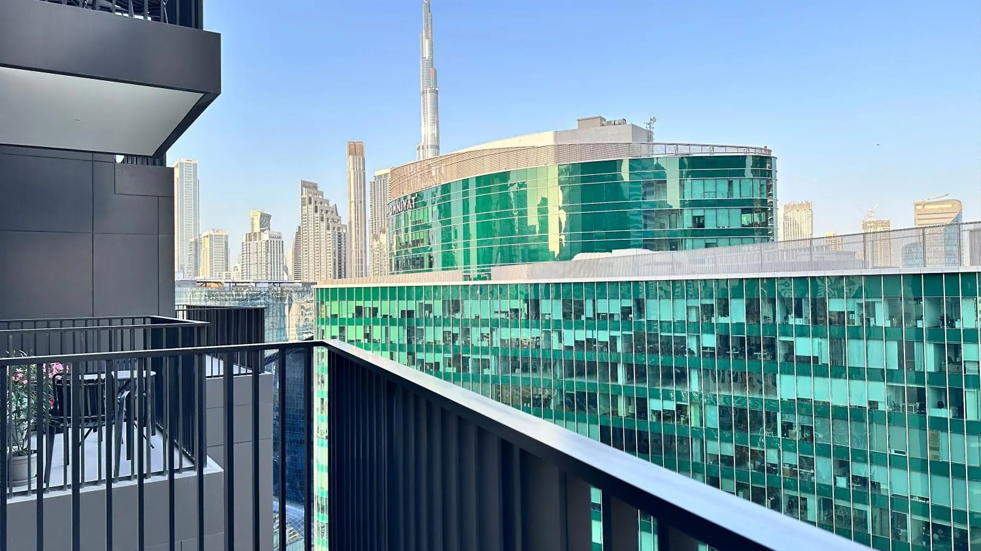 Vserve Modern Oasis Canal & Burj Views Dubai